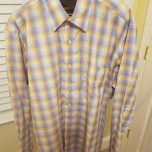Men's plaid shirt with yellow and blue tone